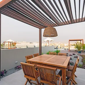 ✶ Maras ✶ Luxury Rooftop Pool & Grill