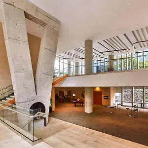 Pullman San Isidro Hotel