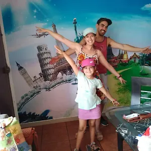 Blondys House Homestay Lima