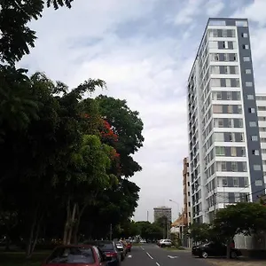 Apartamento Completo Frente A Parque. Lima