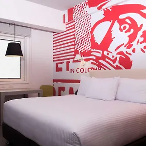 Radisson Red Miraflores Hotel