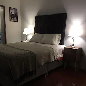 Huaca Miraflores Habitacion # 104 Homestay Lima