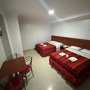 Lila Hotel 2*