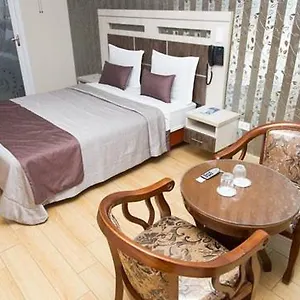 Quadrum 3*