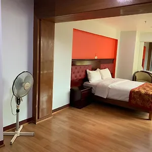Arenales Hotel
