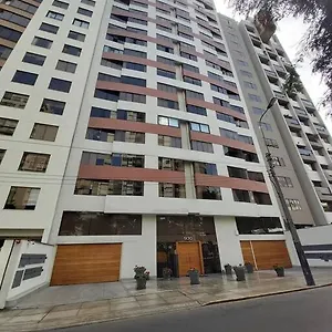 Apartment Miraflores -3-bedroom Wifi Is Available- With Free Parking Lima