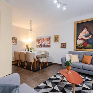 Apartment Sweet Maternity & 3 Dormitorios, Primer Piso