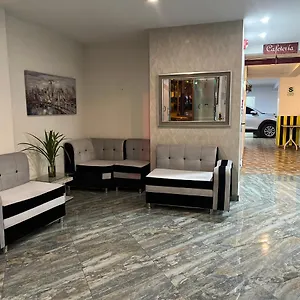 Hotel Paradise 2*