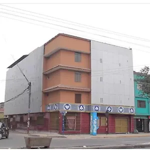 Hotel 100pre Feliz