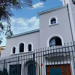 Acacias Séjour chez l'habitant *