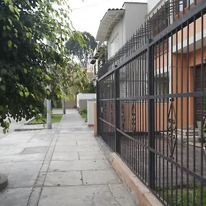 Casa De Los Lirios Bed & Breakfast