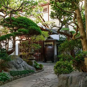 Atami Onsen Sakuraya Ryokan