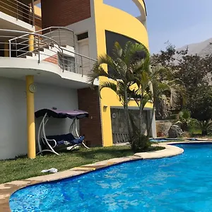 El Cuadro, Chaclacayo *